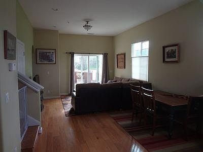 4th image of 603 Nicklaus St #13