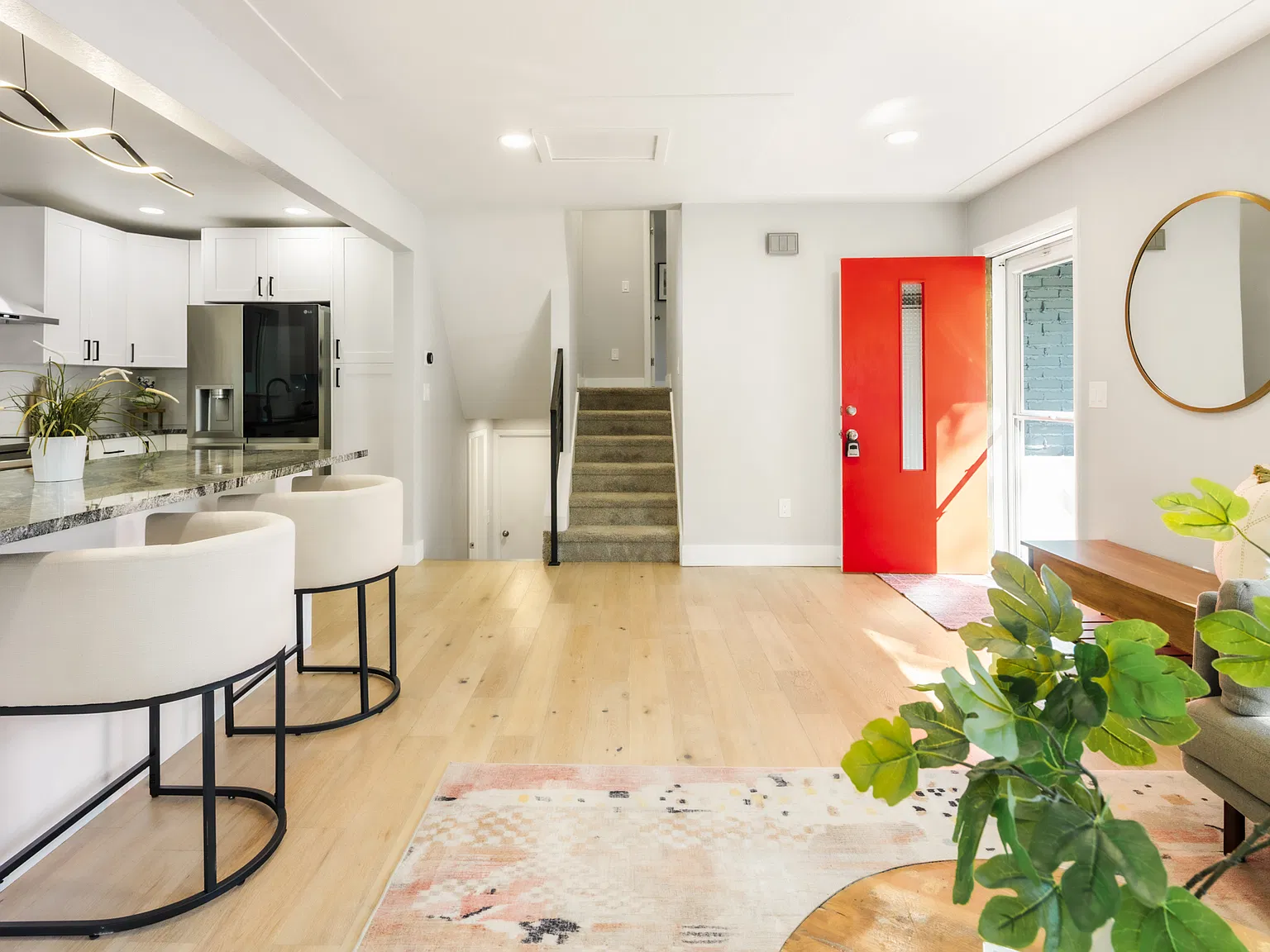 4 bed, 1700 sqft, $3,750 — Photo 4