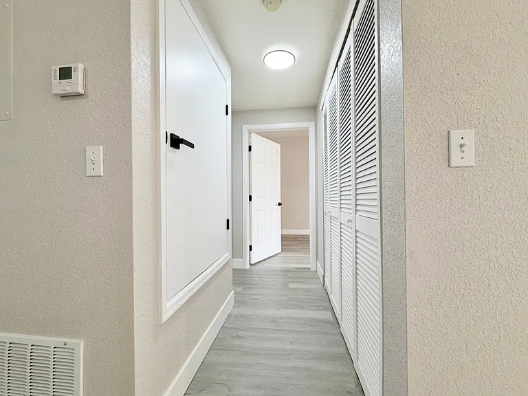 908 S Yampa St #102 — Photo 5
