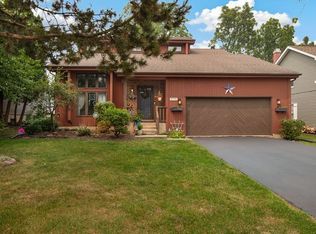 424 W Pleasant Ln, Lombard, IL