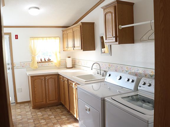 5th image of 36 Northwind Drive