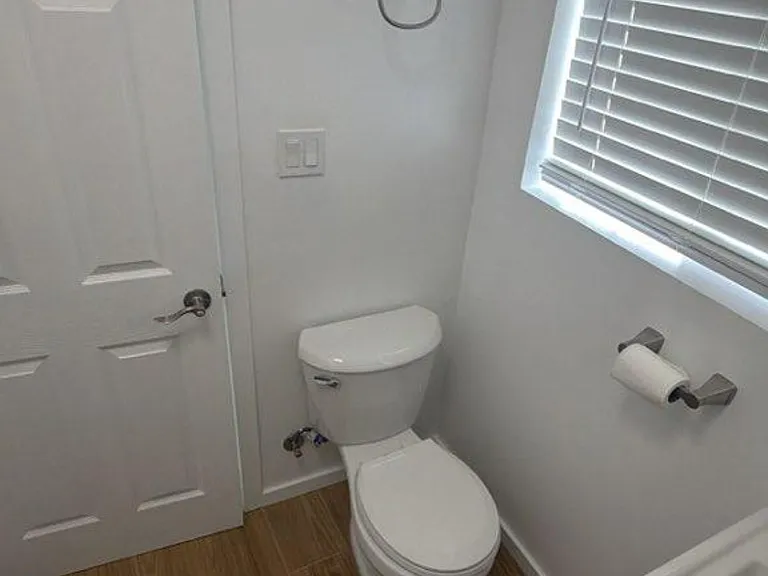 4052 La Salle Ave #7 — Photo 6