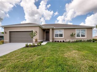 3520 NE 20th Place Cpe, Coral, FL 33909