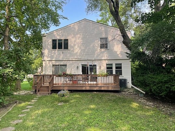 3rd image of 8648 Hamlin Ave