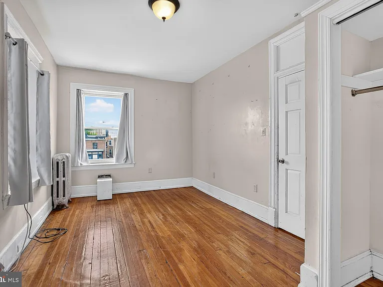 4011 Pine St — Photo 43