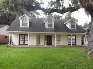 2905 Villa Dr, Marrero, LA 70072