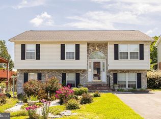 63 Riflemen Ln, Winchester, VA 22601