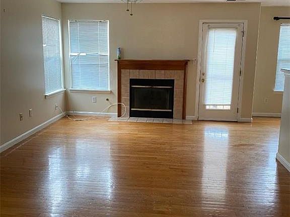 3rd image of 1855 Misty Lake Dr