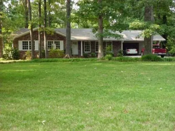 2797 Benson Dr, Marietta, GA 30062
