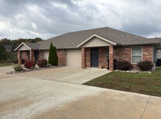 422 Pioneer Trail Dr UNIT B, Jefferson City, MO 65109