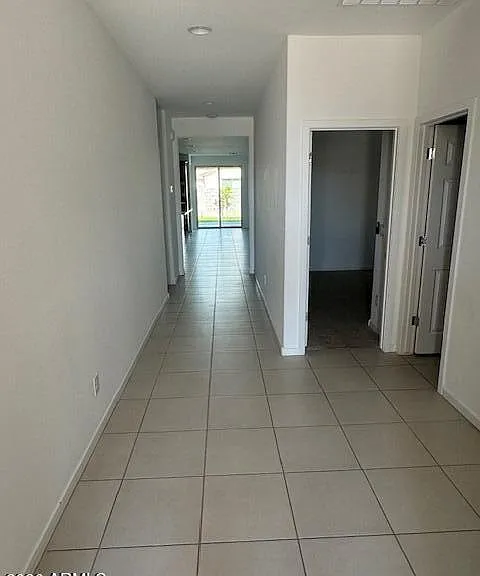 12430 W Levi Dr — Photo 2