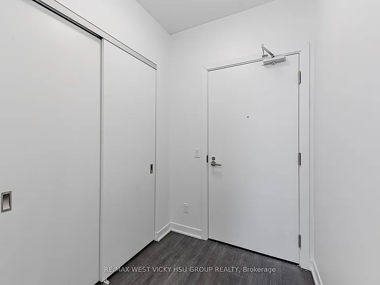 185 Alberta Ave #810 — Photo 22