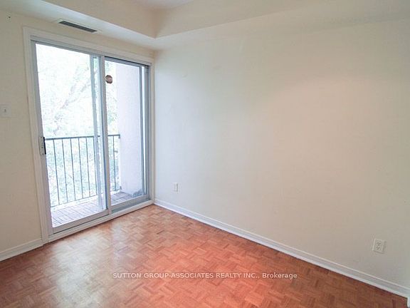 5th image of 337 Seaton St #2