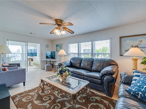 5th image of 3033 Bounty Ln