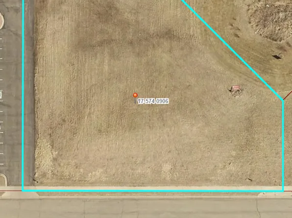 Landmark Dr NE, Owatonna, MN 55060