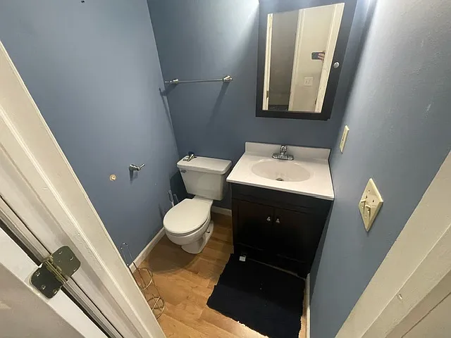 2796 Mull Ave #B — Photo 12