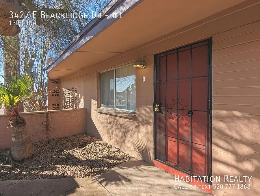 Building Photo - 3427 E Blacklidge Dr #1