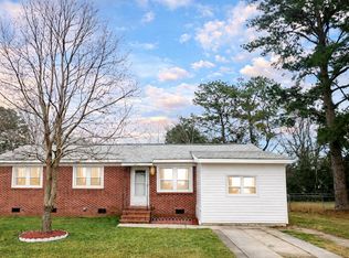 426 Clarine Dr, Goose Creek, SC 29445