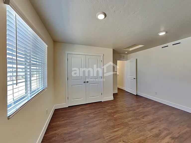 1389 E Ludlow Dr — Photo 15