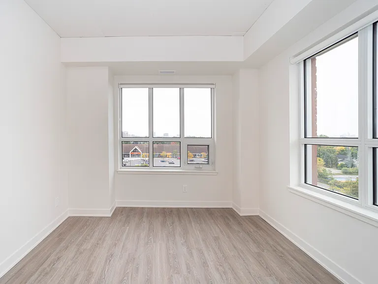 353 Gardner St — Photo 42