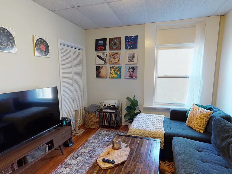 104 Thurston St #5 — Photo 12