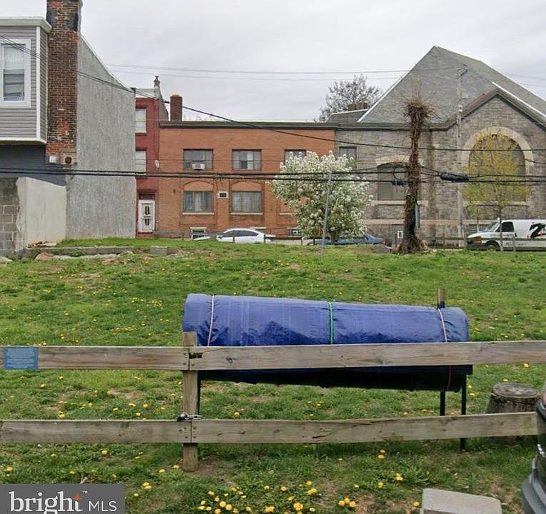 2nd image of 2404 N 18th St