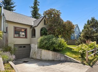 6320 SE Division St, Portland, OR 97206