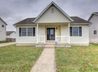 1421 Ogelthorpe Ave, Urbana, IL 61802