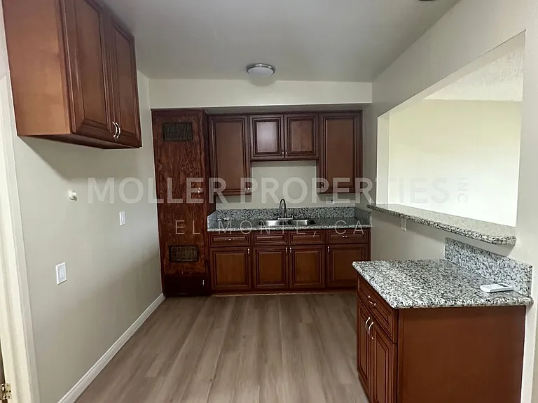 Sitka 11633 — Photo 3