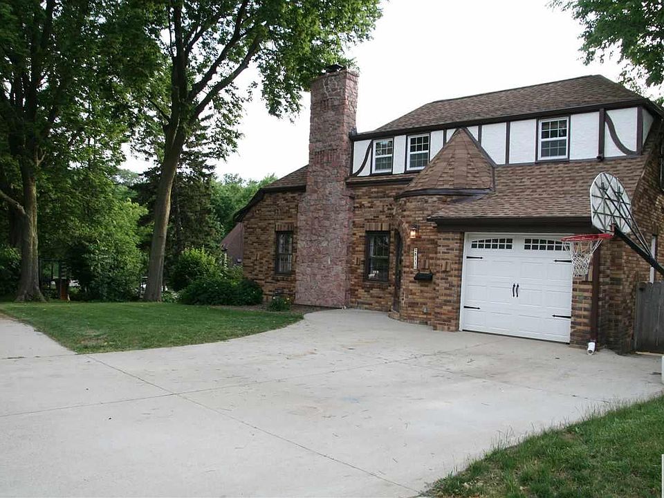 1st image of 2811 Sunset Cir