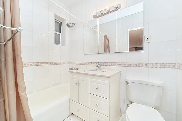 Rented by Compass | media 17