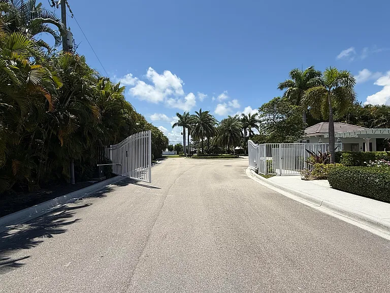 1891 Juno Landing Ln — Photo 31