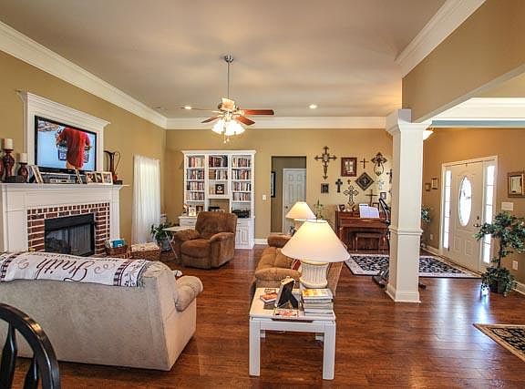 Large open Family Room