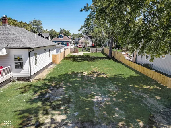 825 N Oxford St, Indianapolis, IN 46201