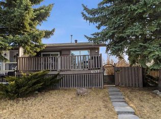 6137 W Maddock Dr NE, Calgary, AB T2A 3W3