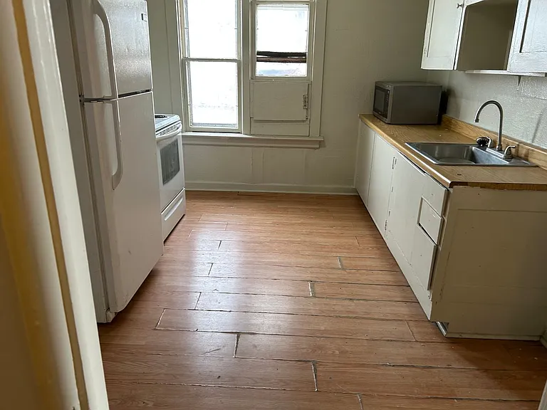 279 W Railroad Ave — Photo 10