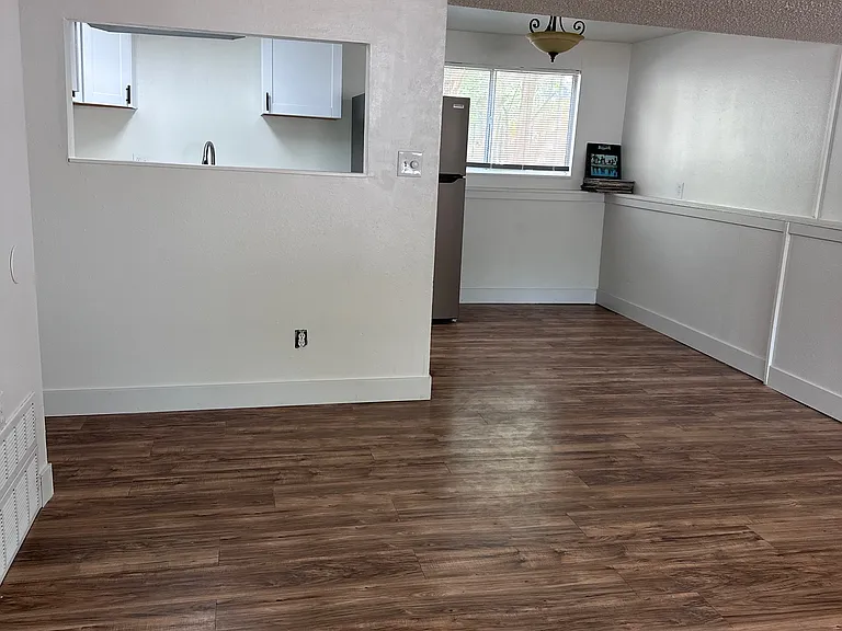 2911 W Uintah St #4 — Photo 8