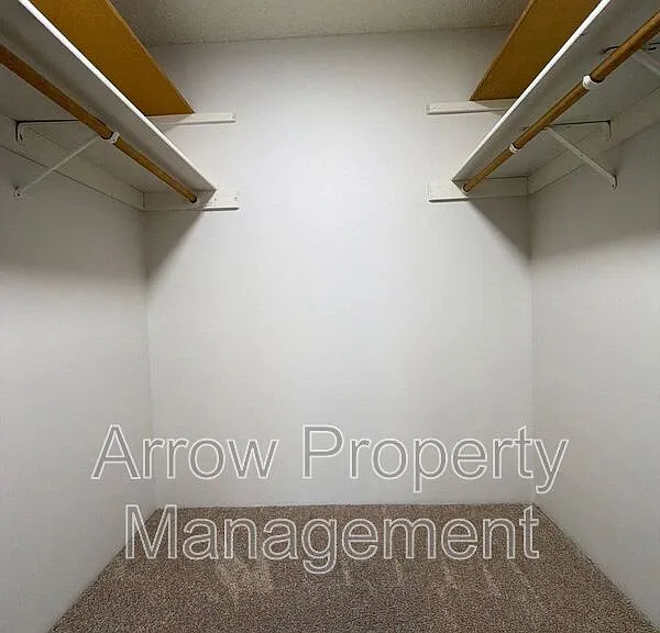 1431 D St #1 — Photo 9