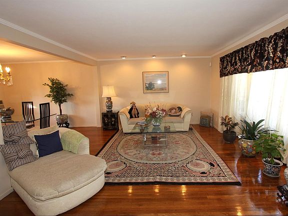 4th image of 45 Rodney Ln
