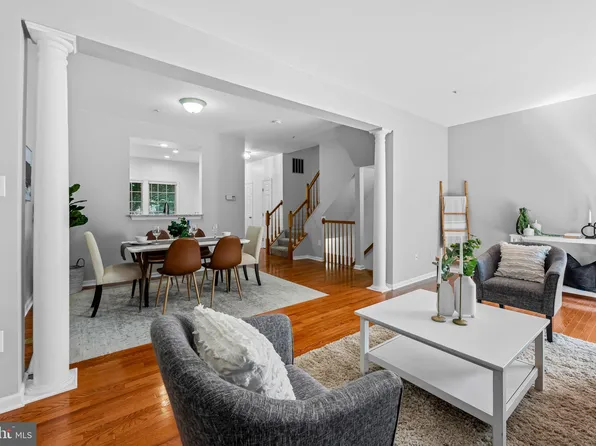 9979 Sherwood Farm Rd, Owings Mills, MD 21117