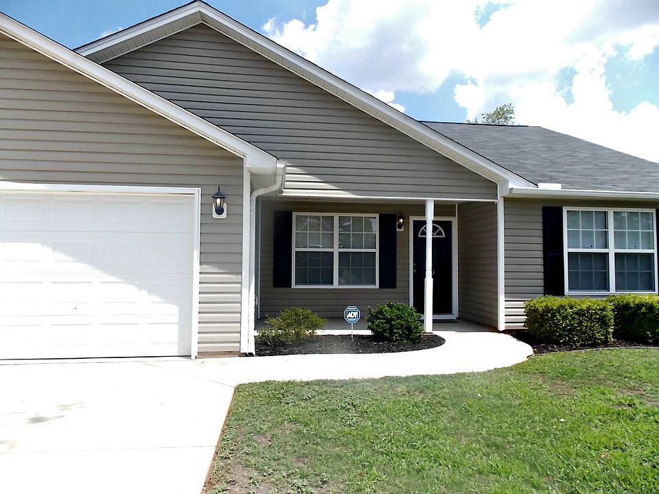 1st image of 23 Picardy Dr