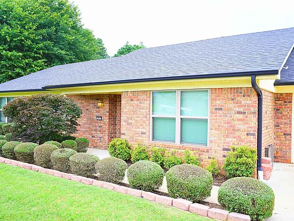 5th image of 303 Mari Beth Ln