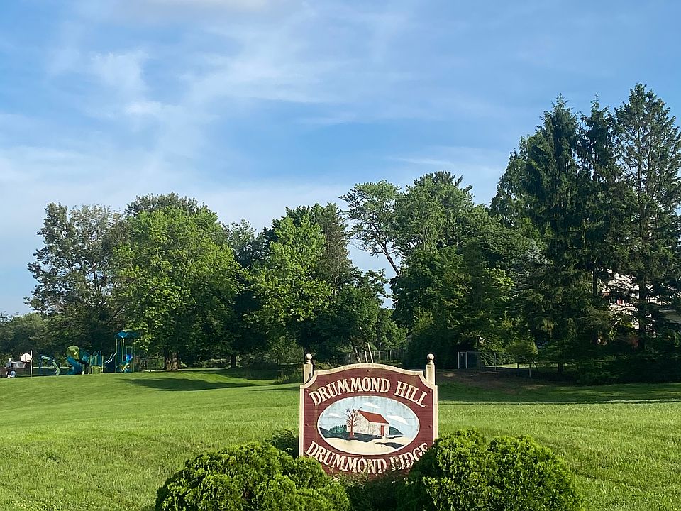Community Entrance Sign