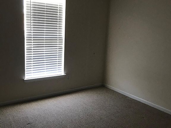 5th image of 6437 Caymus Dr