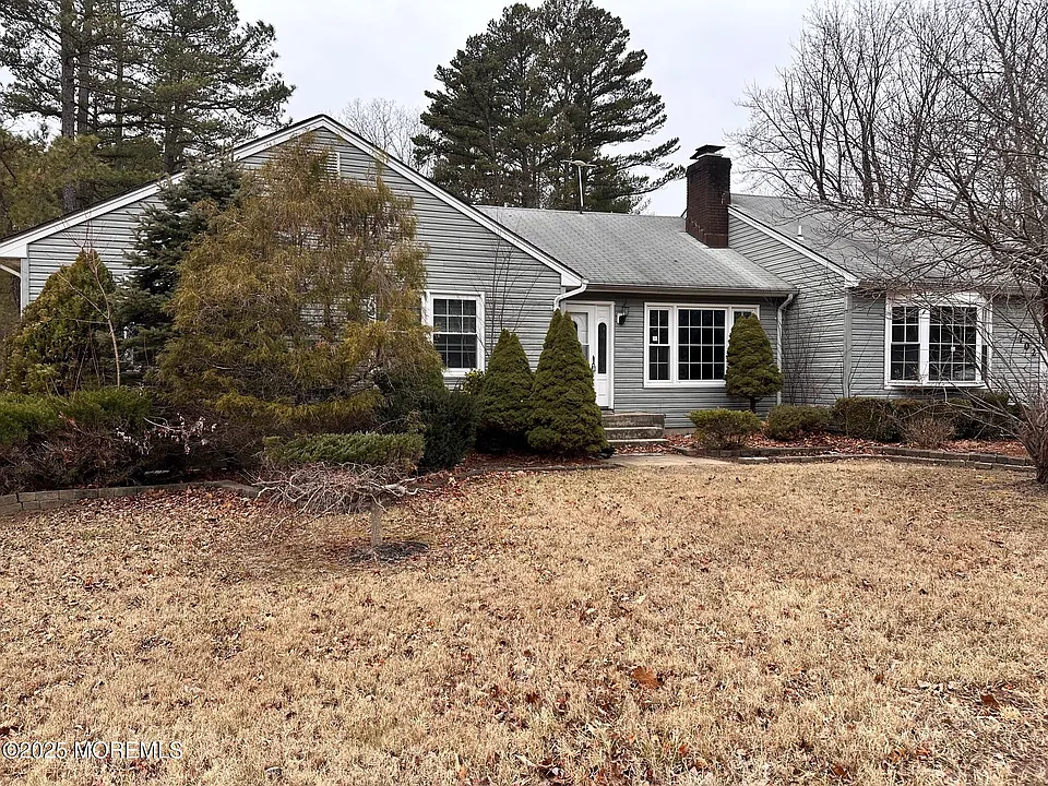702 Cassville Rd