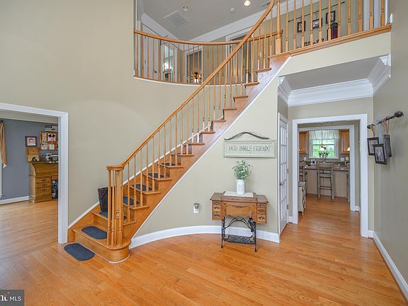 3rd image of 14616 Junction Ct