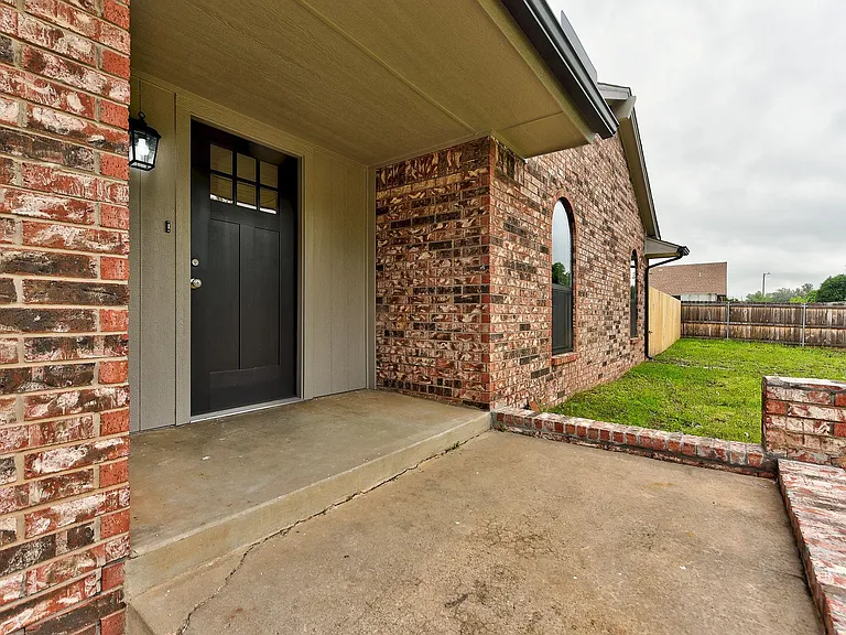 501 N Morgan Dr — Photo 4