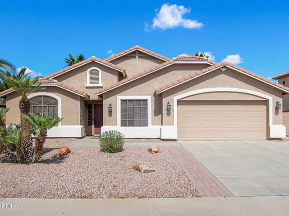 3rd image of 43250 W ASKEW Drive