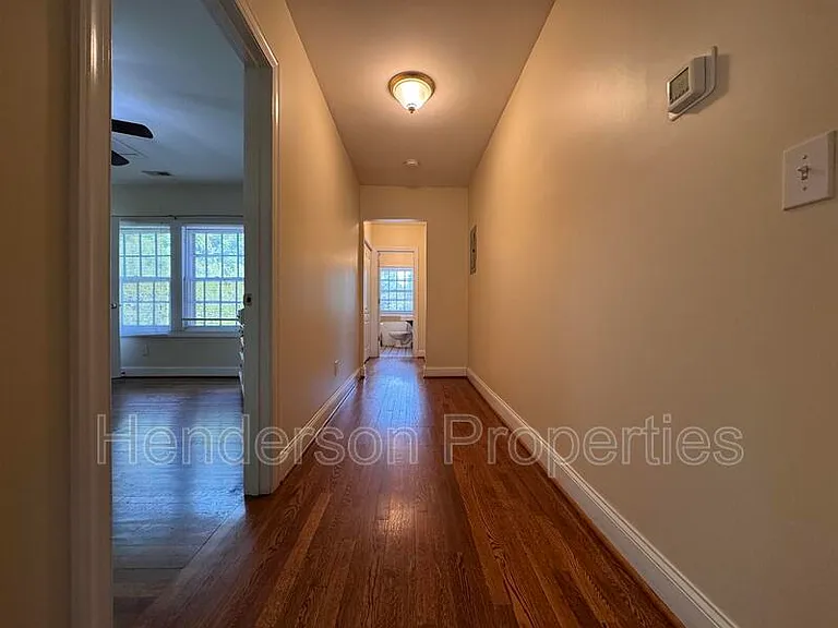 224-3 Harrill St — Photo 10