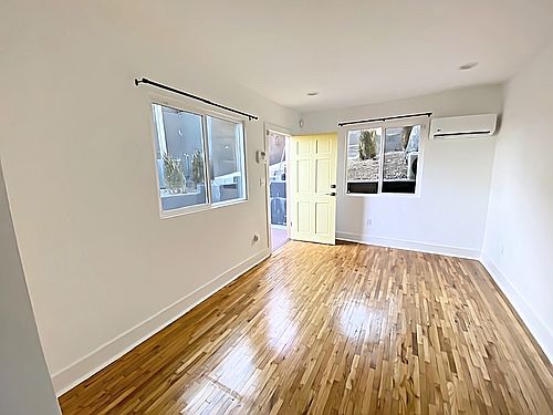 1st image of 1912 1/2 N Alvarado St